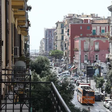 Bed & Breakfast Le Porte Di Napoli