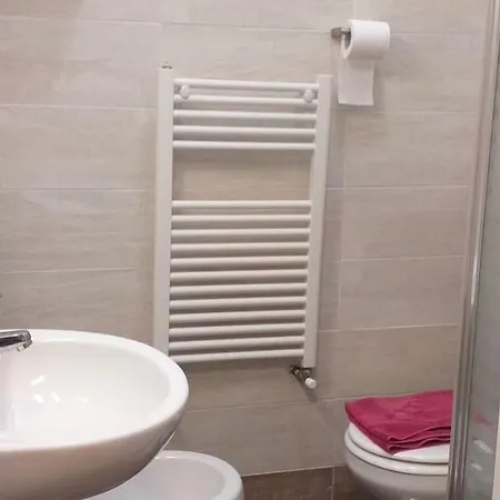 Le Porte Di Bed and Breakfast Νάπολη